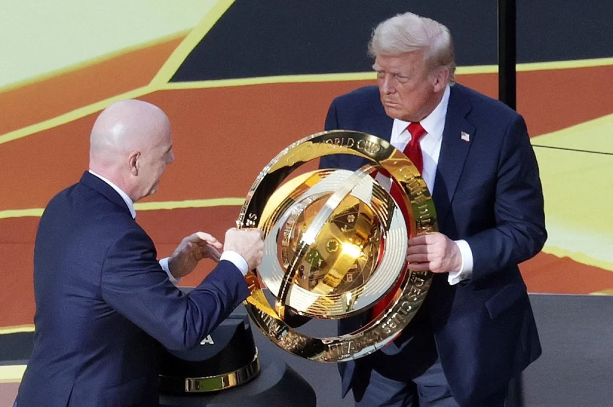 Read more about the article Трамп готов переименовать футбол. Что здесь не так и чем это чревато?