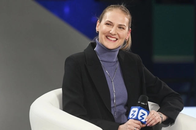 Read more about the article Олимпийская чемпионка по синхронному плаванию Светлана Ромашина. Досье