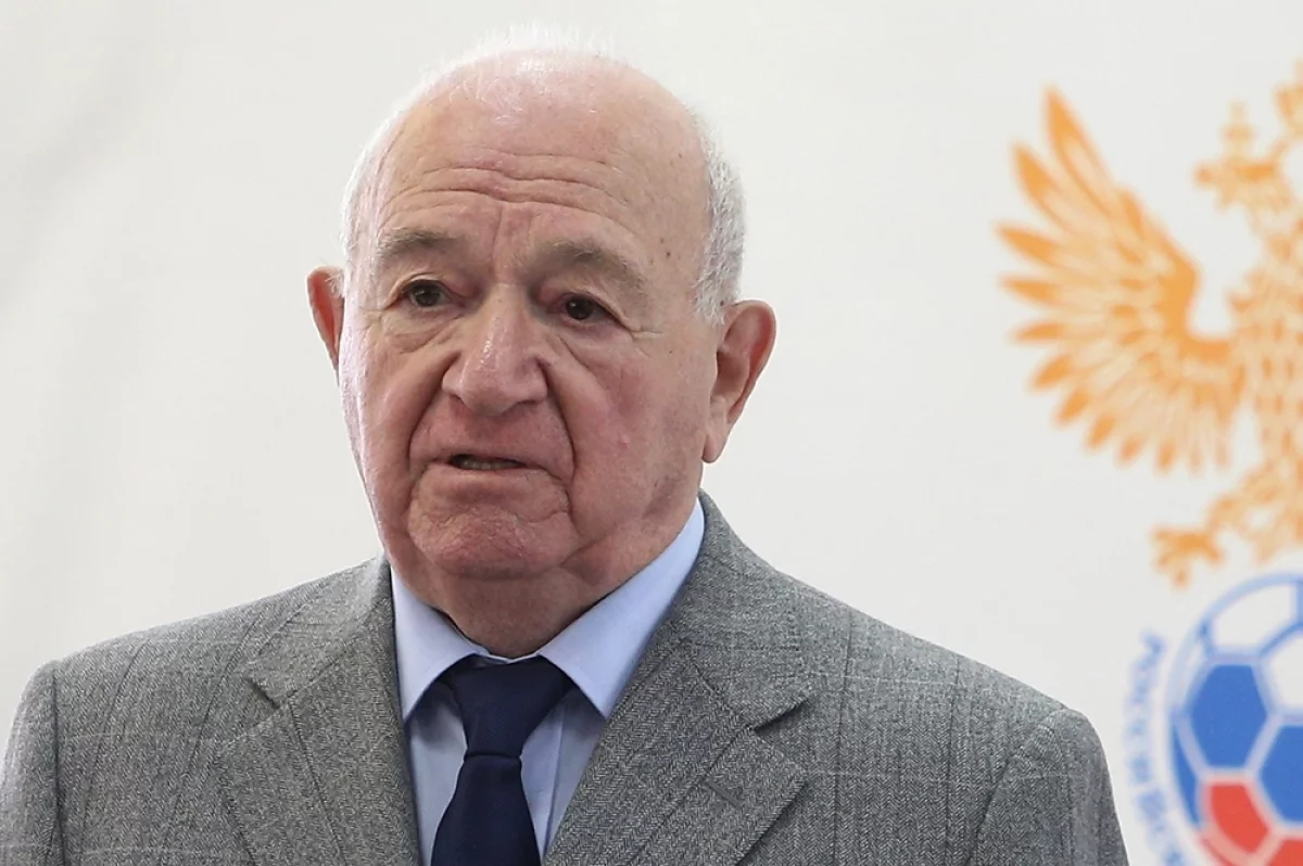 Read more about the article «Ушла целая эпоха». Невосполнимая утрата: Россия скорбит по Никите Симоняну