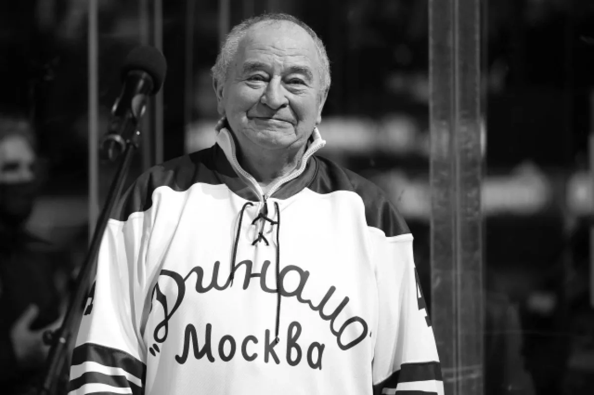 Read more about the article Овечкин может посетить похороны своего первого тренера в Химках