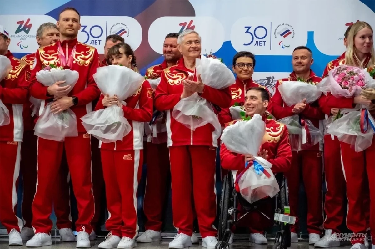 Read more about the article «Собаки лают — караван идет». Паралимпийцы вернулись в Москву с медалями