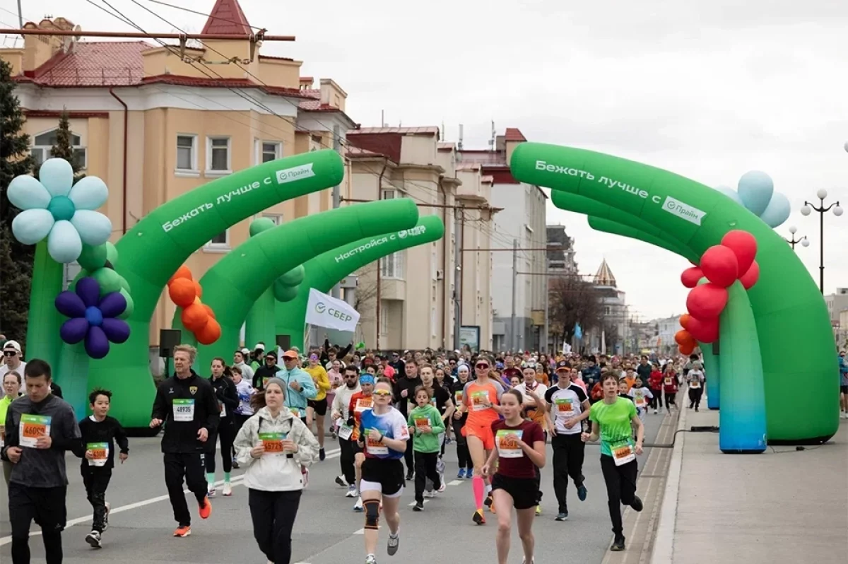 Read more about the article Спортивный праздник. Казанский марафон собрал тысячи участников